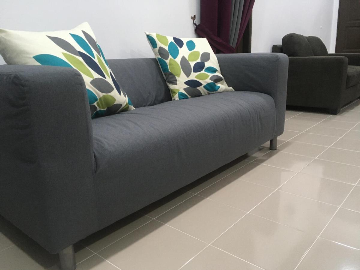 באצ'וק Arwaa Homestay Beachview מראה חיצוני תמונה