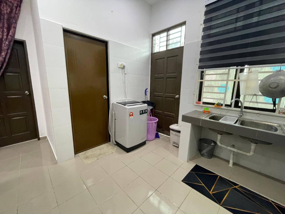 באצ'וק Arwaa Homestay Beachview מראה חיצוני תמונה