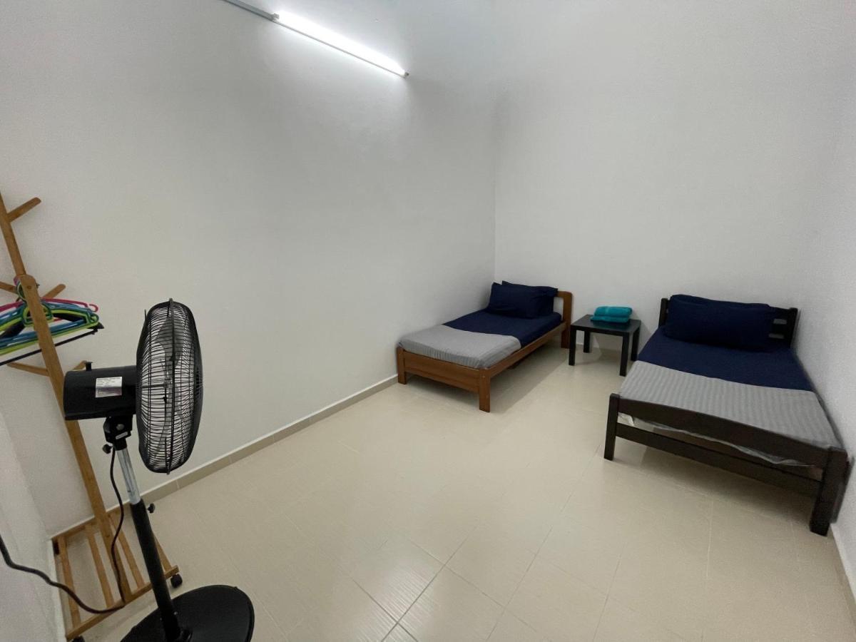 באצ'וק Arwaa Homestay Beachview מראה חיצוני תמונה