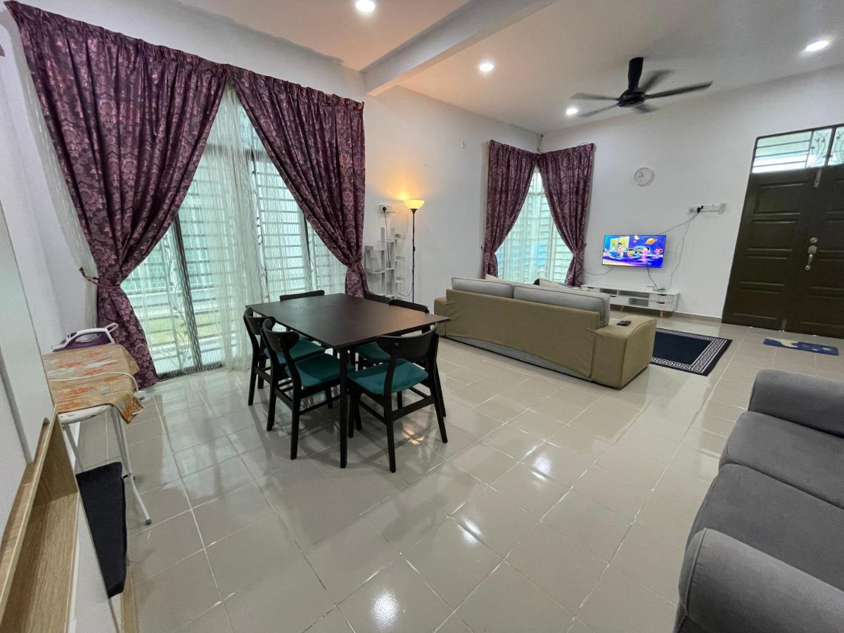 באצ'וק Arwaa Homestay Beachview מראה חיצוני תמונה