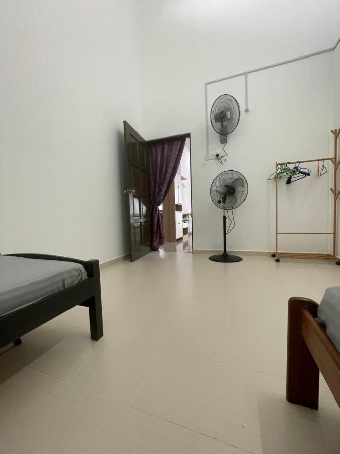 באצ'וק Arwaa Homestay Beachview מראה חיצוני תמונה