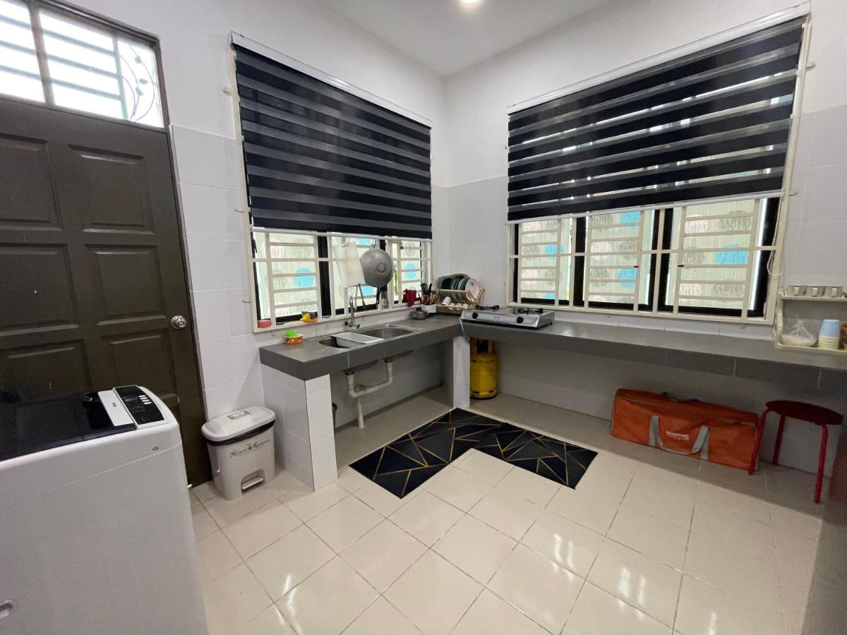 באצ'וק Arwaa Homestay Beachview מראה חיצוני תמונה