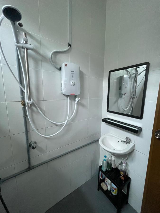 באצ'וק Arwaa Homestay Beachview מראה חיצוני תמונה